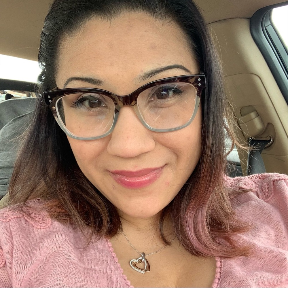 Meet your Posher, Brenda